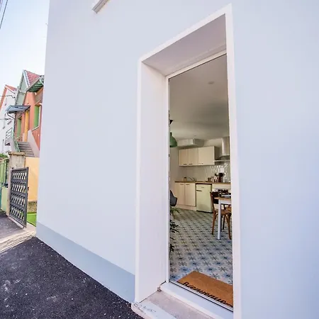 Casita - Comme Petite Maison - Parking Gratuit 아파트
