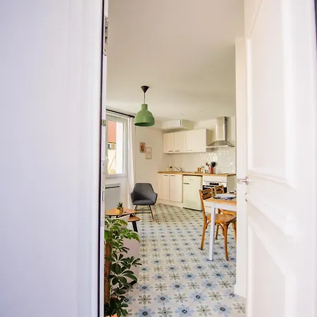 Casita - Comme Petite Maison - Parking Gratuit 아파트