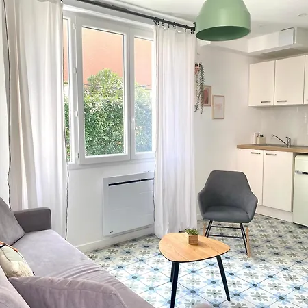 Casita - Petite Maison De Charme - Parking Gratuit & Jardin Prive Apartamento